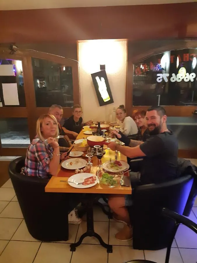 Le Grand Chatelard Hotel Bar Restaurant Sainte-Marie-de-Cuines 0*,  Frankreich