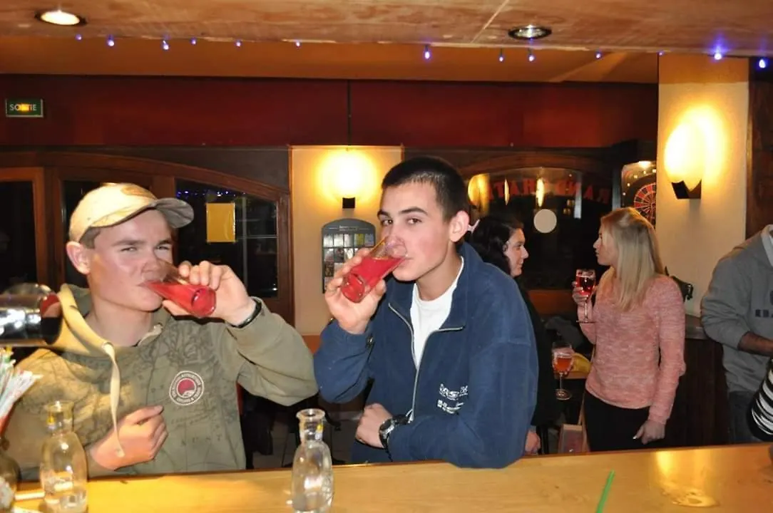 Le Grand Chatelard Hotel Bar Restaurant Sainte-Marie-de-Cuines